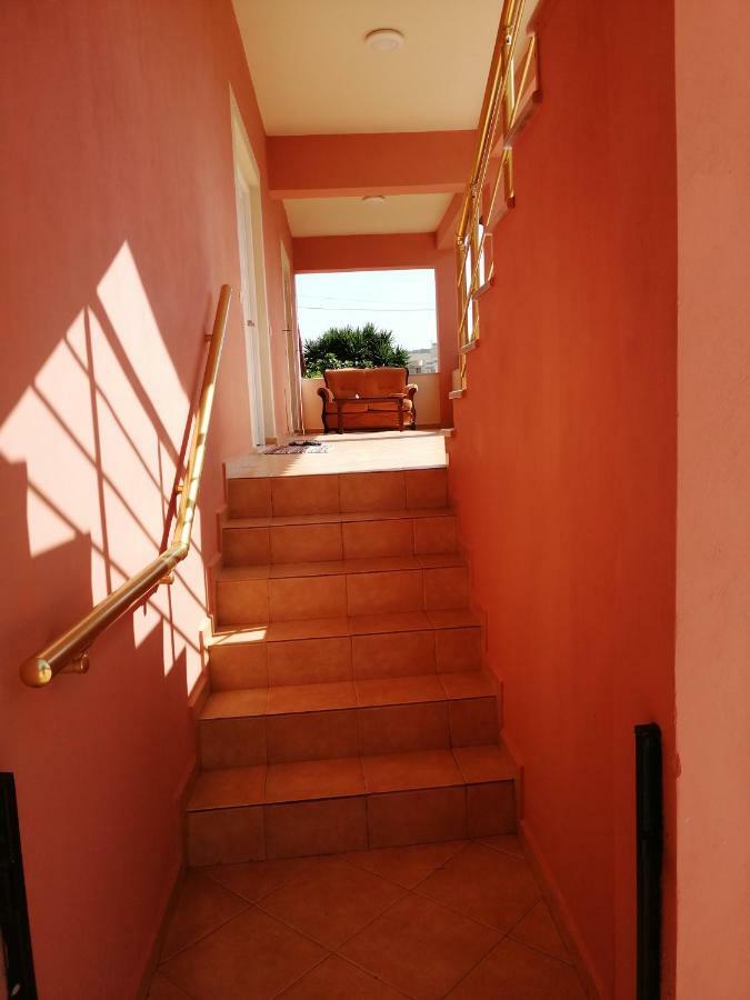 Helen's House Appartement Ksamil Buitenkant foto